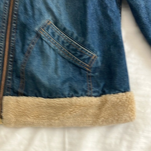 Reitmans sherling (faux) Denim Jacket with Cream Lining size large women’s - Picture 4 of 16